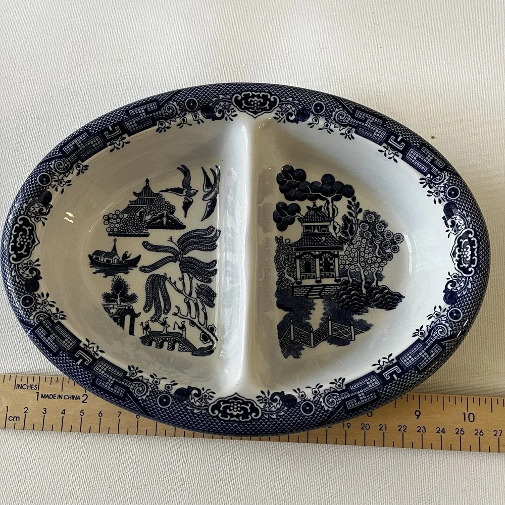 Vintage Churchill Blue Willow Divided Oval Vegetable Dish 🇬🇧 – Made in England